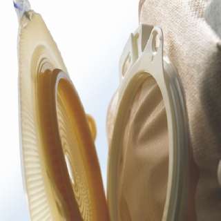 COLOPLAST 1692 ALTERNA MAXI KÉTRÉSZES ÜRÍTHETŐ 50MM/580 ML BŐRSZÍNŰ KVA  480 db/karton  - 0918420309.016920