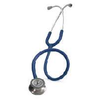 PHONENDOSCÓP LITTMAN CLASSIC III FELNŐTT KÉK - 440806001.IIIKÉK