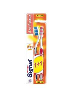 SIGNAL FELNŐTT FOGKEFE 1+1 DB MEDIUM ANTI PLAQUE - 090325010
