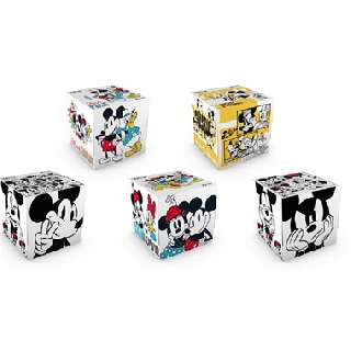 STAY TRUE MICKEY ÉS BARÁTAI PAPÍRZSEBKENDŐ DOBOZOS 56 DB 3 RÉTEGŰ 20 X 20 CM  - 470802011.STAY